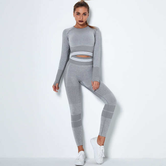 Seamless knitted quick-drying sports yoga suit