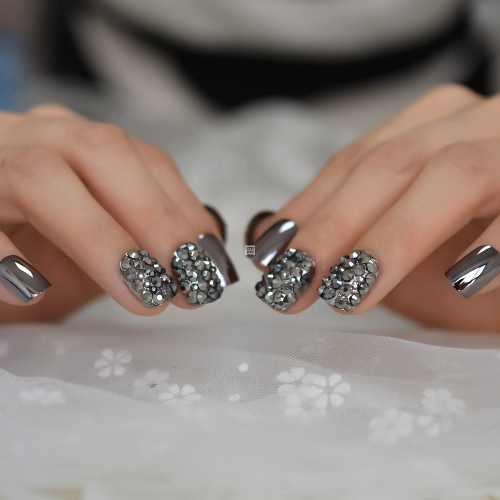 Metal false nails