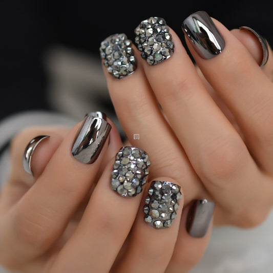 Metal false nails